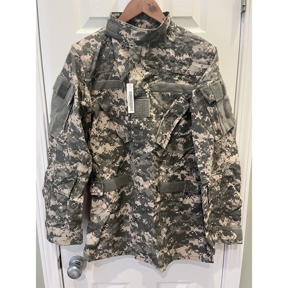 Other - NWT‎ US Army UCP Digital Camo (ACU) Combat Aircrew Coat/Jacket Small Regular